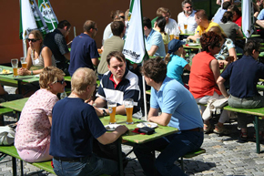 Breakfast with typical Bavarian sausages during the reunion festival
